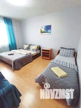 2-к квартира, посуточно, 65м2, 20/25 этаж