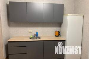 1-к квартира, посуточно, 38м2, 3/18 этаж