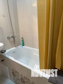 Студия квартира, посуточно, 18м2, 1/17 этаж