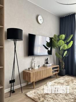 Студия квартира, посуточно, 28м2, 10/17 этаж