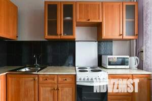 1-к квартира, посуточно, 38м2, 1/17 этаж