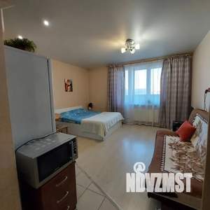 Студия квартира, посуточно, 33м2, 4/17 этаж