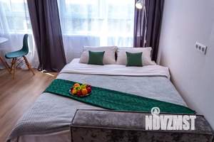 Студия квартира, посуточно, 23м2, 10/17 этаж