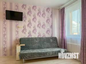 Студия квартира, посуточно, 38м2, 16/17 этаж