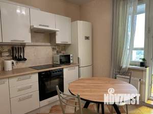 1-к квартира, посуточно, 38м2, 10/17 этаж