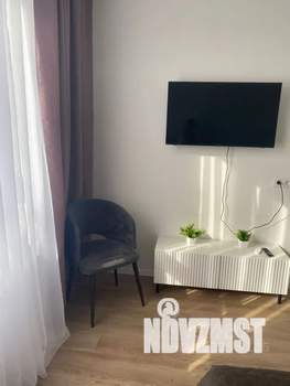 1-к квартира, посуточно, 38м2, 2/17 этаж