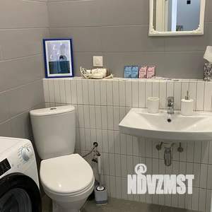 2-к квартира, посуточно, 40м2, 10/17 этаж