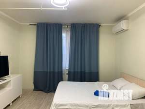 Студия квартира, посуточно, 30м2, 13/25 этаж