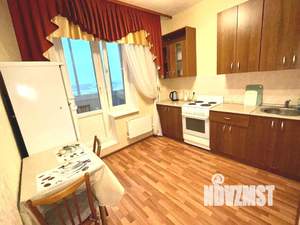 1-к квартира, посуточно, 40м2, 7/25 этаж