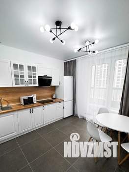 1-к квартира, посуточно, 36м2, 6/25 этаж