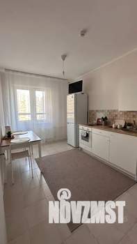 1-к квартира, посуточно, 35м2, 6/16 этаж