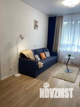 1-к квартира, посуточно, 38м2, 2/17 этаж