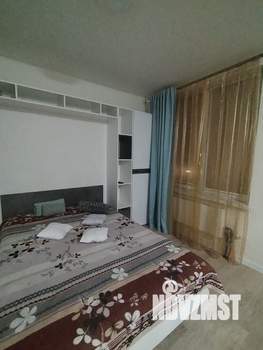 Студия квартира, на длительный срок, 30м2, 3/25 этаж