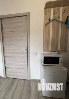Студия квартира, посуточно, 15м2, 2/2 этаж