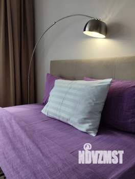 Студия квартира, посуточно, 28м2, 10/25 этаж