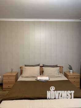 1-к квартира, посуточно, 38м2, 3/18 этаж