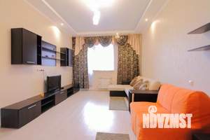 2-к квартира, посуточно, 76м2, 1/1 этаж