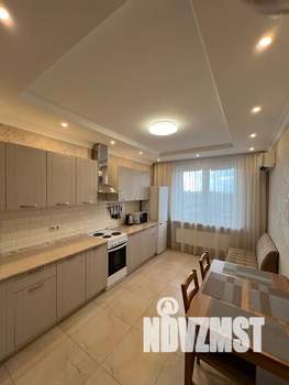 1-к квартира, посуточно, 39м2, 21/25 этаж