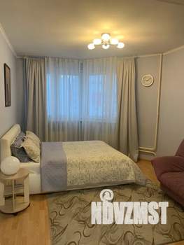 1-к квартира, посуточно, 42м2, 24/25 этаж