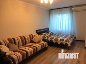 1-к квартира, посуточно, 40м2, 6/25 этаж