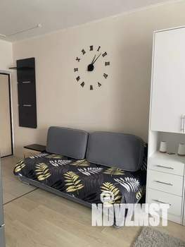 Студия квартира, посуточно, 27м2, 5/17 этаж