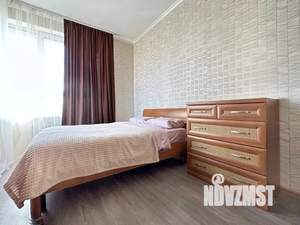 2-к квартира, посуточно, 40м2, 6/25 этаж