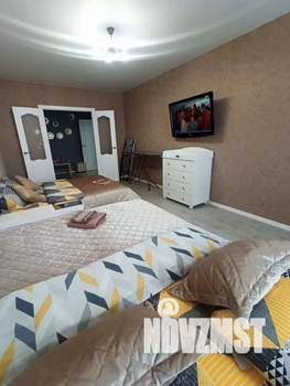 3-к квартира, посуточно, 80м2, 17/23 этаж