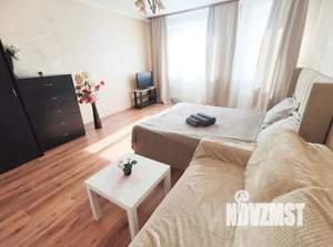 1-к квартира, посуточно, 35м2, 6/25 этаж