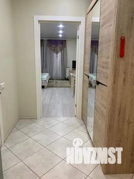 Студия квартира, посуточно, 27м2, 10/18 этаж