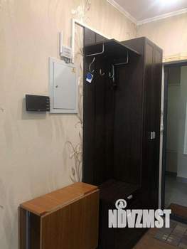 Студия квартира, посуточно, 28м2, 3/25 этаж