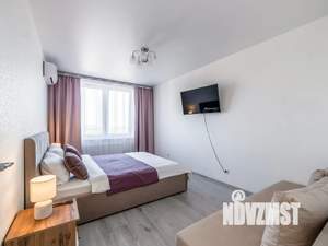1-к квартира, посуточно, 40м2, 16/18 этаж