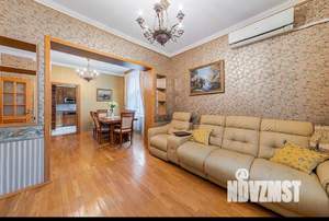 4-к квартира, на длительный срок, 104м2, 2/5 этаж
