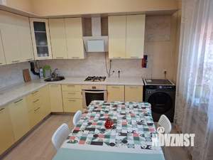 3-к квартира, на длительный срок, 120м2, 3/3 этаж