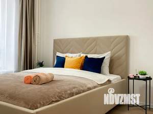 2-к квартира, посуточно, 40м2, 2/25 этаж
