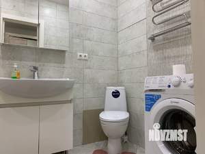 Студия квартира, посуточно, 27м2, 10/18 этаж