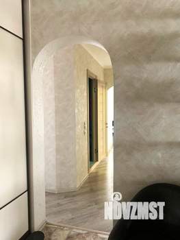 3-к квартира, на длительный срок, 104м2, 15/17 этаж