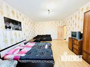 1-к квартира, посуточно, 43м2, 14/18 этаж