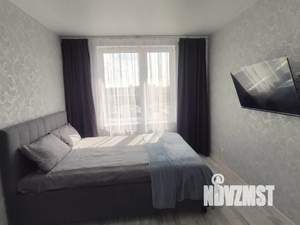 1-к квартира, посуточно, 40м2, 9/25 этаж