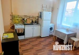 Студия квартира, на длительный срок, 32м2, 1/3 этаж