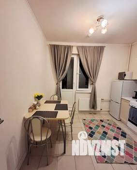 1-к квартира, посуточно, 35м2, 2/17 этаж