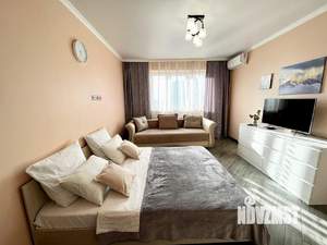 1-к квартира, посуточно, 40м2, 1/1 этаж