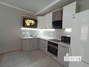 2-к квартира, посуточно, 62м2, 4/25 этаж