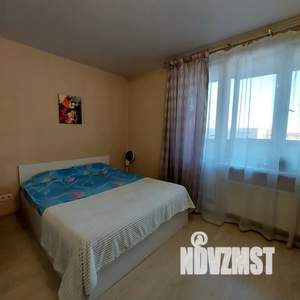 Студия квартира, посуточно, 33м2, 4/17 этаж