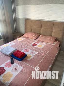 Студия квартира, посуточно, 23м2, 25/25 этаж