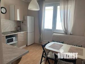 1-к квартира, посуточно, 40м2, 20/25 этаж