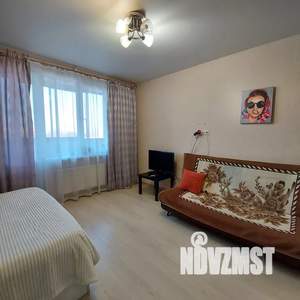 Студия квартира, посуточно, 33м2, 4/17 этаж