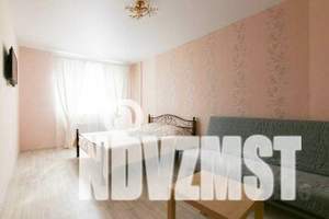 1-к квартира, посуточно, 38м2, 1/17 этаж