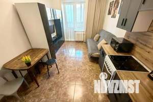 1-к квартира, посуточно, 35м2, 7/17 этаж