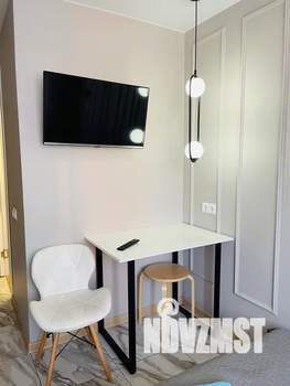 Студия квартира, посуточно, 17м2, 17/25 этаж