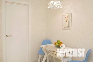 2-к квартира, посуточно, 35м2, 14/18 этаж